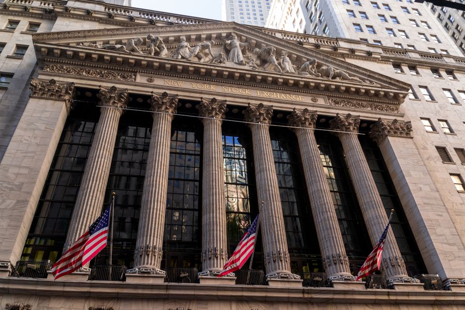 New York Stock Exchange facade representing the public-market venue for new listings and equity issuance